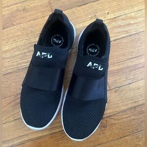 APL Women's Black and White TechLoom Bliss Sneakers